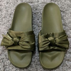 Time and Tru Olive Green Satin Bow Flip Flops